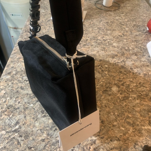 *SOLD* Authentic Alexander Wang shoulder bag - Picture 3 of 4